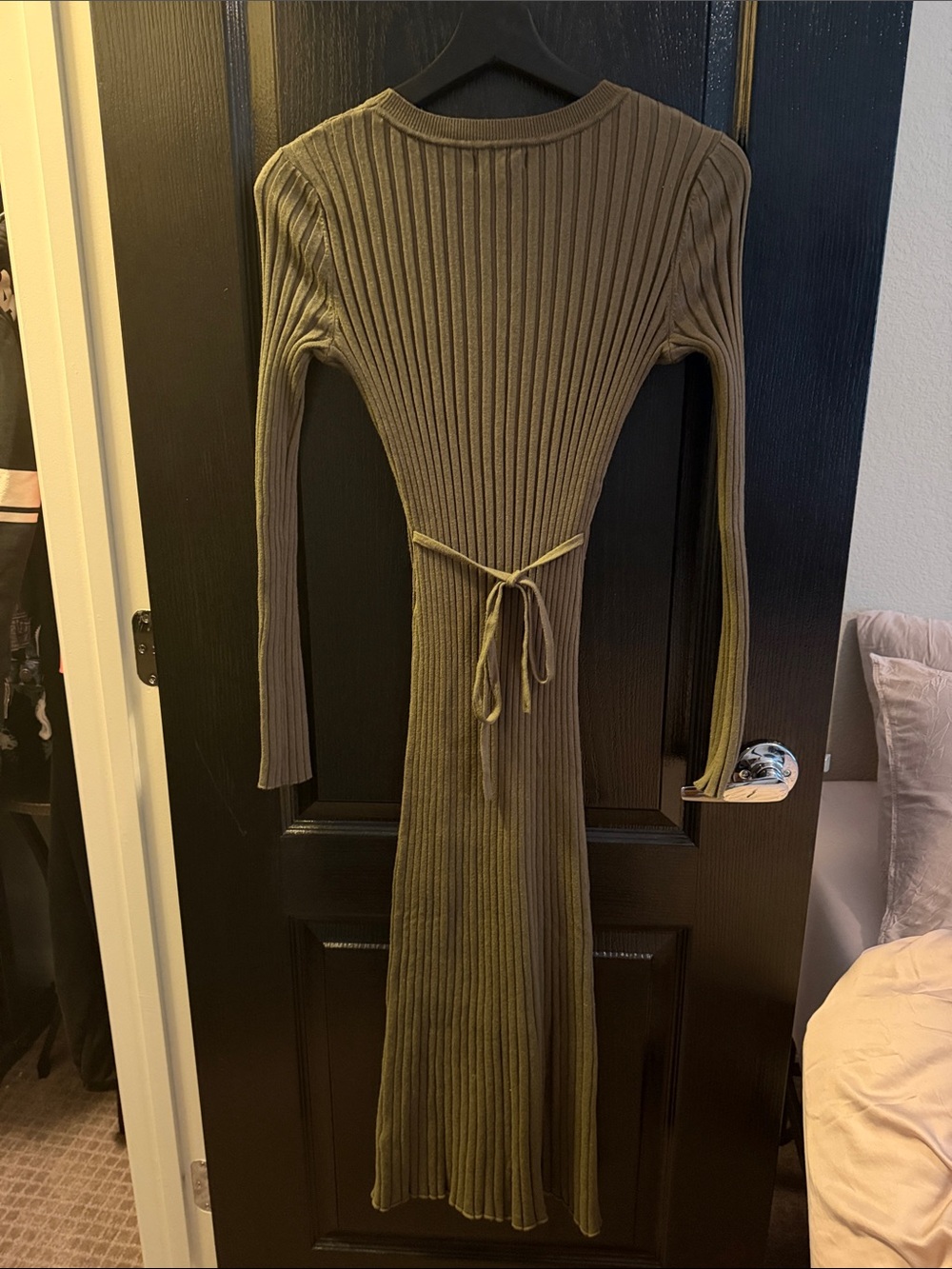 NWOT Quince Cotton Cashmere Ribbed Long Sleeve Crew Midi Dress - Olive XS - Picture 3 of 5